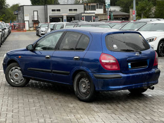 Nissan Almera foto 5