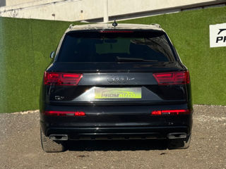 Audi Q7 foto 6