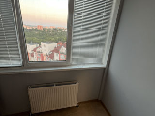 Apartament cu 2 camere, 100 m², Centru, Chișinău foto 5