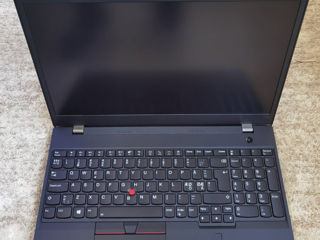 Lenovo thinkpad t15p. core i7-10750h. ram-32gb. ssd-1tb nvme. nvidia gtx 1050-3gb. ecran-4k.