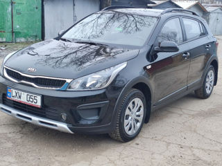 KIA Rio X-Line