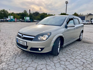 Opel Astra foto 1