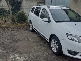 Dacia Logan foto 2