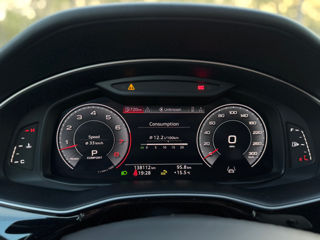 Audi Q8 foto 10