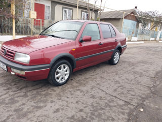 Volkswagen Vento foto 7