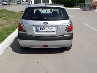 KIA Rio foto 3