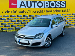 Opel Astra foto 1