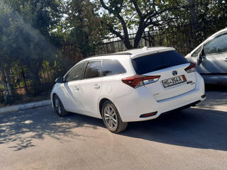 Toyota Auris foto 8