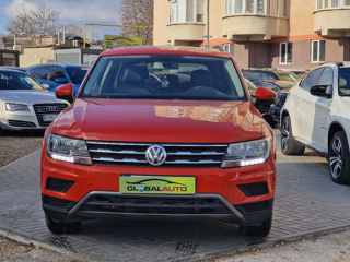 Volkswagen Tiguan foto 2