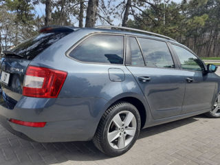 Skoda Octavia foto 3