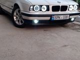 BMW 5 Series foto 10