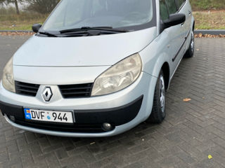 Renault Scenic foto 2