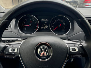 Volkswagen Jetta foto 7