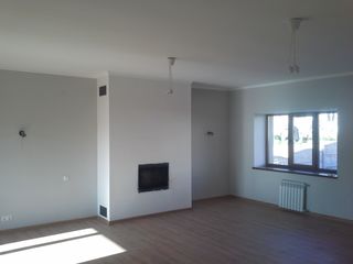 Vopsire pereți și tavane, șpacluire. Meșteri cu experiență! foto 2