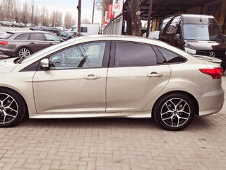 Ford Focus foto 7