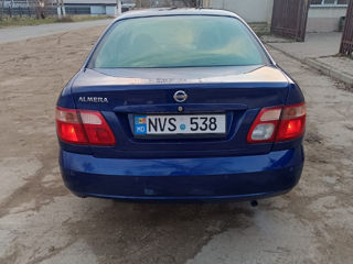 Nissan Almera foto 6