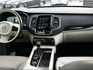 Volvo XC90 foto 10