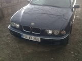 BMW 5 Series foto 1