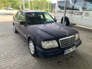 Mercedes Series (W124)