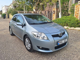 Toyota Auris foto 2