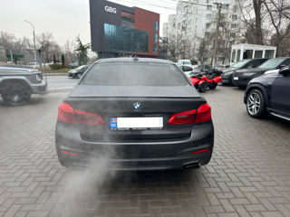 BMW 5 Series foto 5