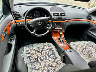 Mercedes E-Class foto 6