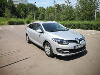 Renault Megane foto 2