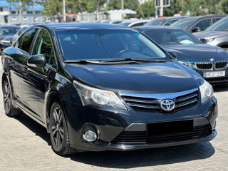 Toyota Avensis foto 4