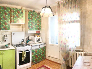 Apartament cu 3 camere,  10 cartier,  Bălți,  Bălți mun. foto 5