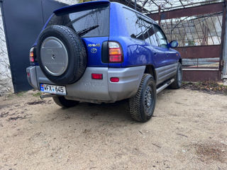 Toyota Rav 4 foto 3