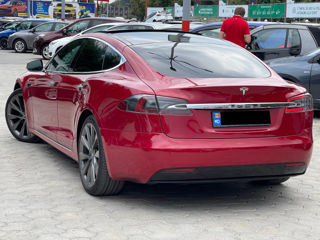 Tesla Model S foto 4