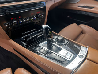 BMW 7 Series foto 12