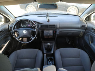 Volkswagen Passat foto 8