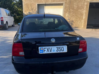 Volkswagen Passat foto 4