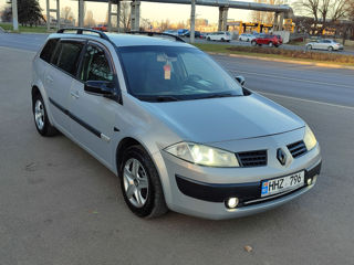 Renault Megane foto 2