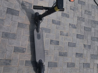 Xiaomi electric scooter esential