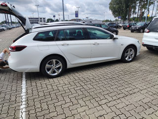 Opel Insignia фото 1