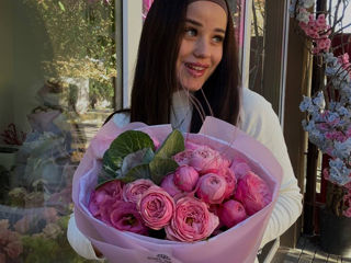 Buchete de flori – Strășeni / Livrare rapidă / Prețuri accesibile foto 0