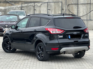 Ford Escape foto 5