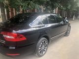 Skoda Superb foto 1