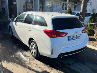 Toyota Auris foto 4