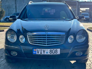 Mercedes E-Class foto 2