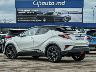 Toyota C-HR foto 2