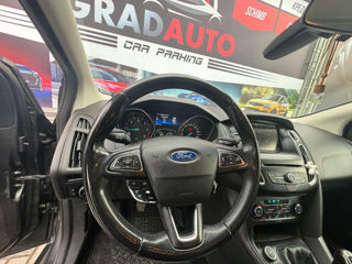 Ford Focus foto 12