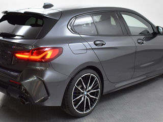 BMW 1 Series foto 2