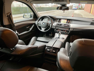 BMW 5 Series foto 7