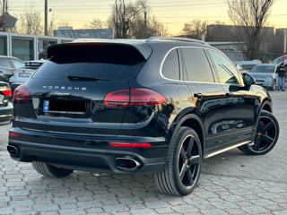 Porsche Cayenne foto 3