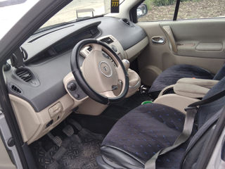 Renault Grand Scenic foto 4