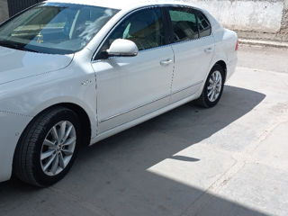 Skoda Superb foto 4