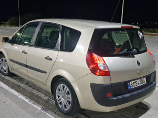 Renault Grand Scenic foto 4